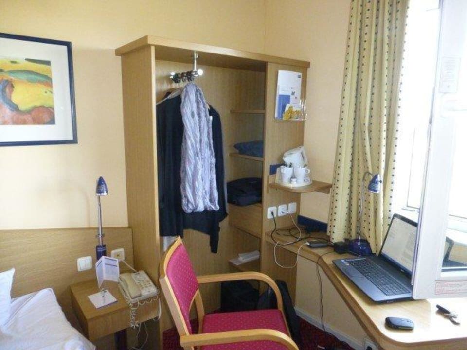 Schreibtischecke Holiday Inn Express Frankfurt - Airport