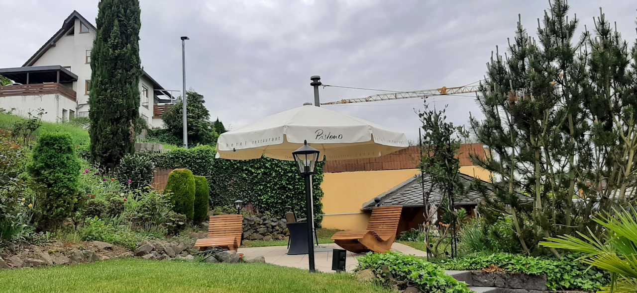 Gartenanlage Hotel Pistono