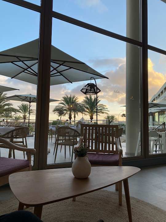 Lobby Iberostar Waves Gaviotas Park