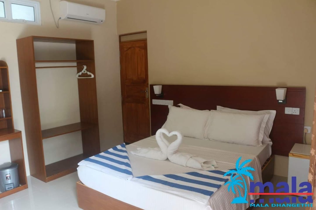 Zimmer Mala Dhangethi