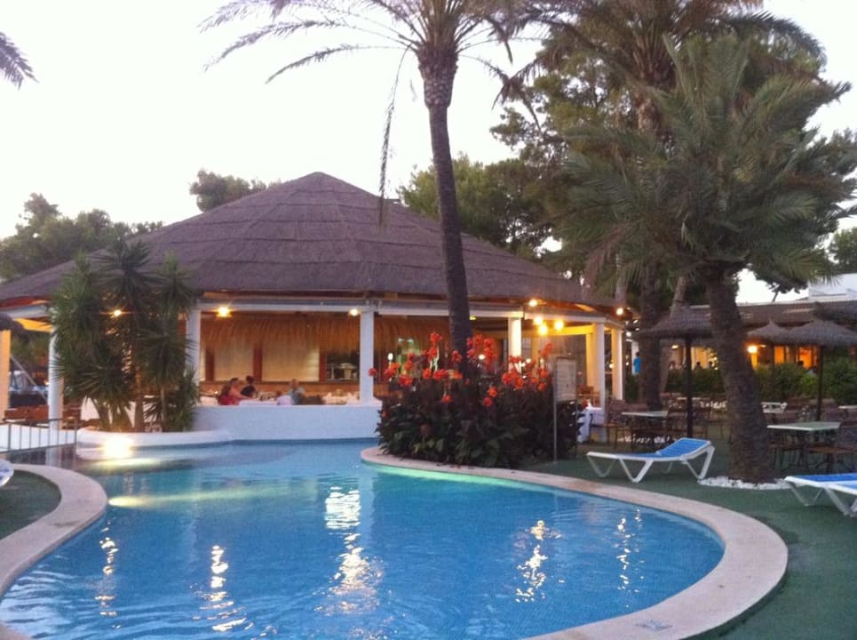 Poolbar Prinsotel La Dorada