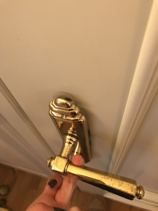 Halb abgebrochene Türklinke Grand Hotel Imperial