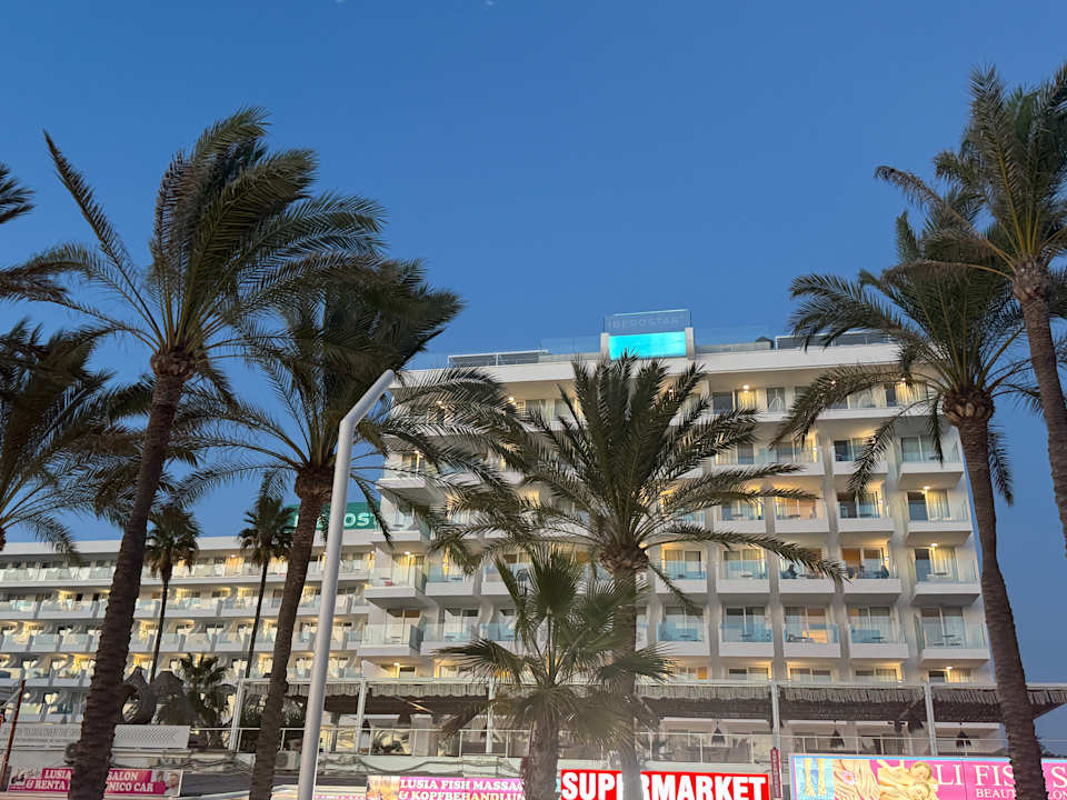 Außenansicht Iberostar Waves Bahia de Palma