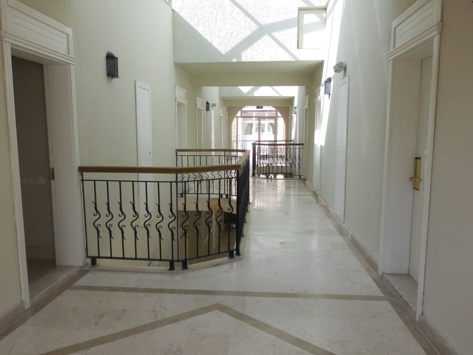Flur zum Zimmer Paloma Oceana