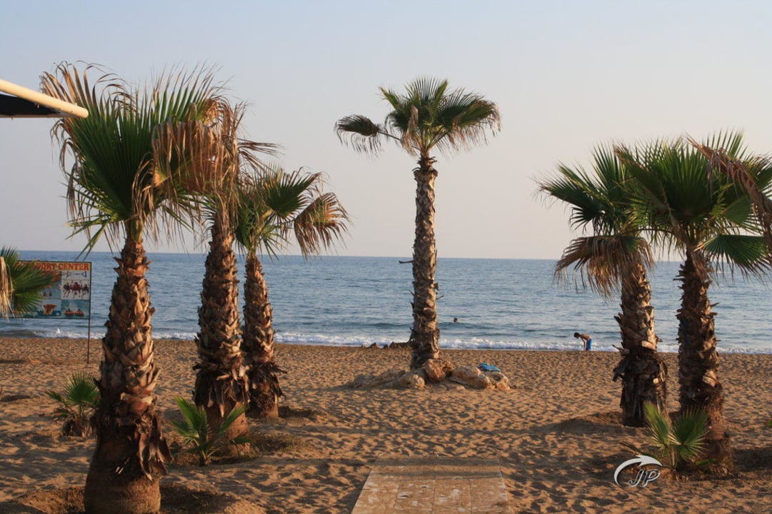 Der Strand Club Grand Side