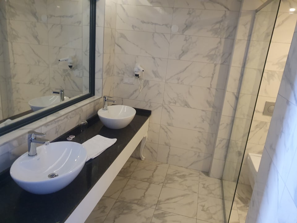 Zimmer Sey Beach Hotel & Spa