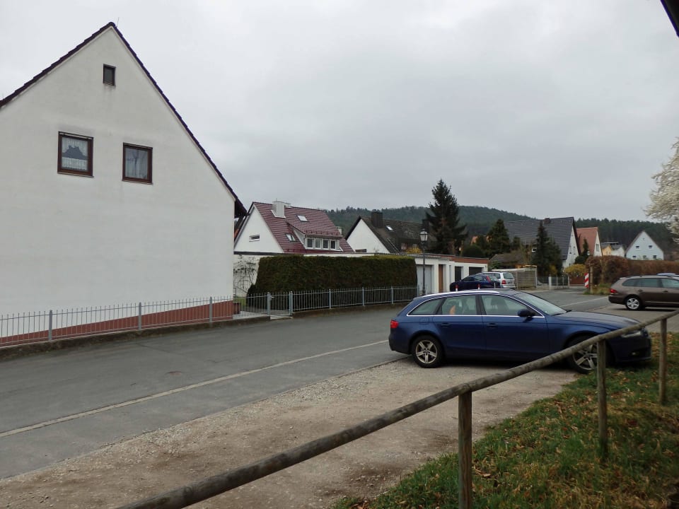 Bick zur Stasse aus dem Zimmer Landgasthof Mörsbergei