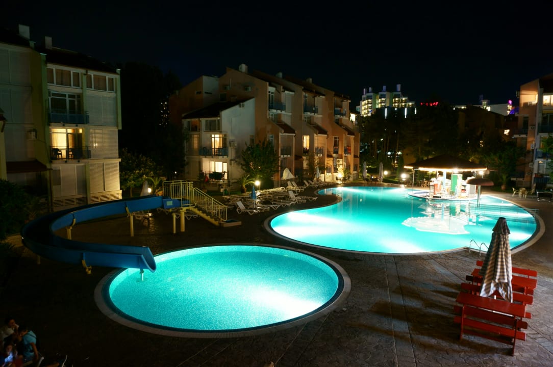 Pool Elite Apartments
