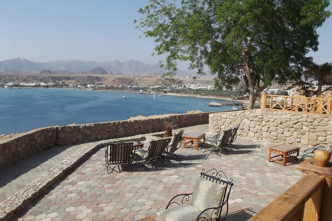 Einer der vielen Aussicht - Ruhepunkte. Albatros Sharm Resort