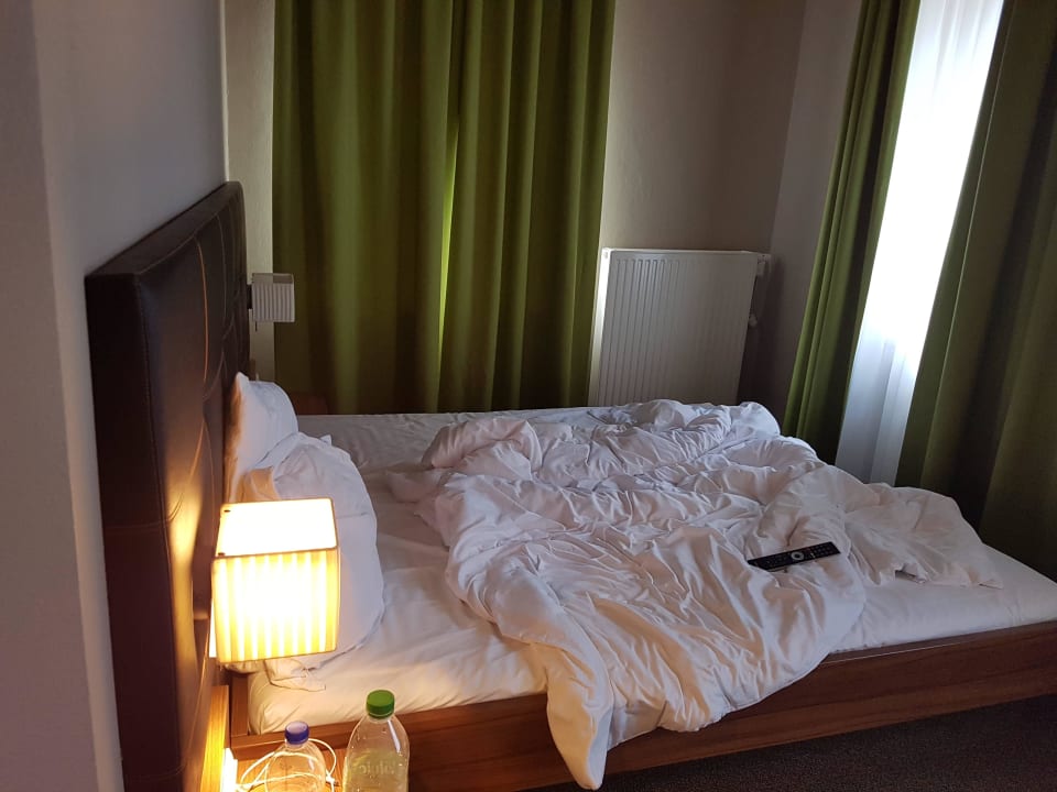 Bett JOESEPP´S HOTEL am Hallhof