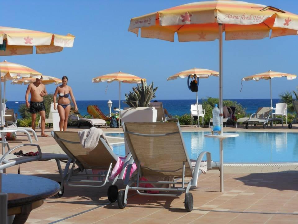 Poolanlage Asterias Beach