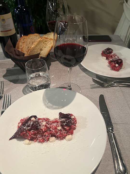 Gastro Titano Suites Hotel