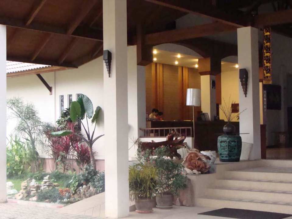 Recepcja hotelowa Teak Garden Resort