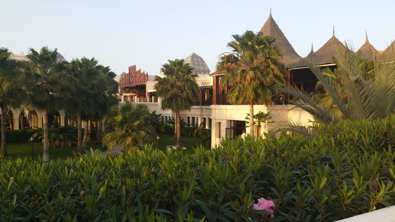 Komplex der Restaurants etc Hotel Riu Karamboa