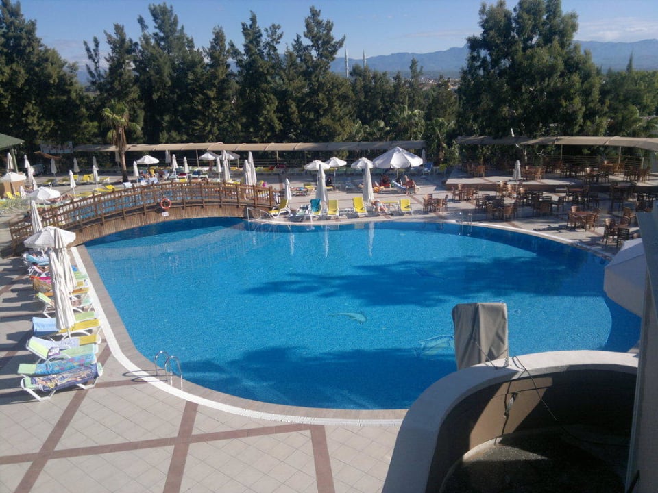 Pool mit Liegen Club Sidelya Hotel