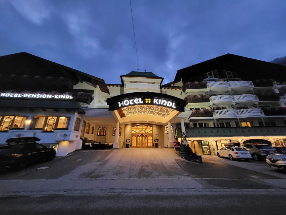 Außenansicht Alpenhotel Kindl