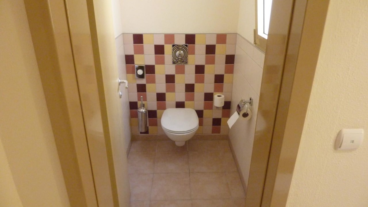 Toilette (abgetrennt) ROBINSON ÇAMYUVA