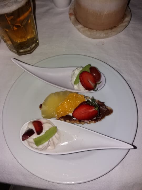 Gastro Eagles Paradise Abu Soma