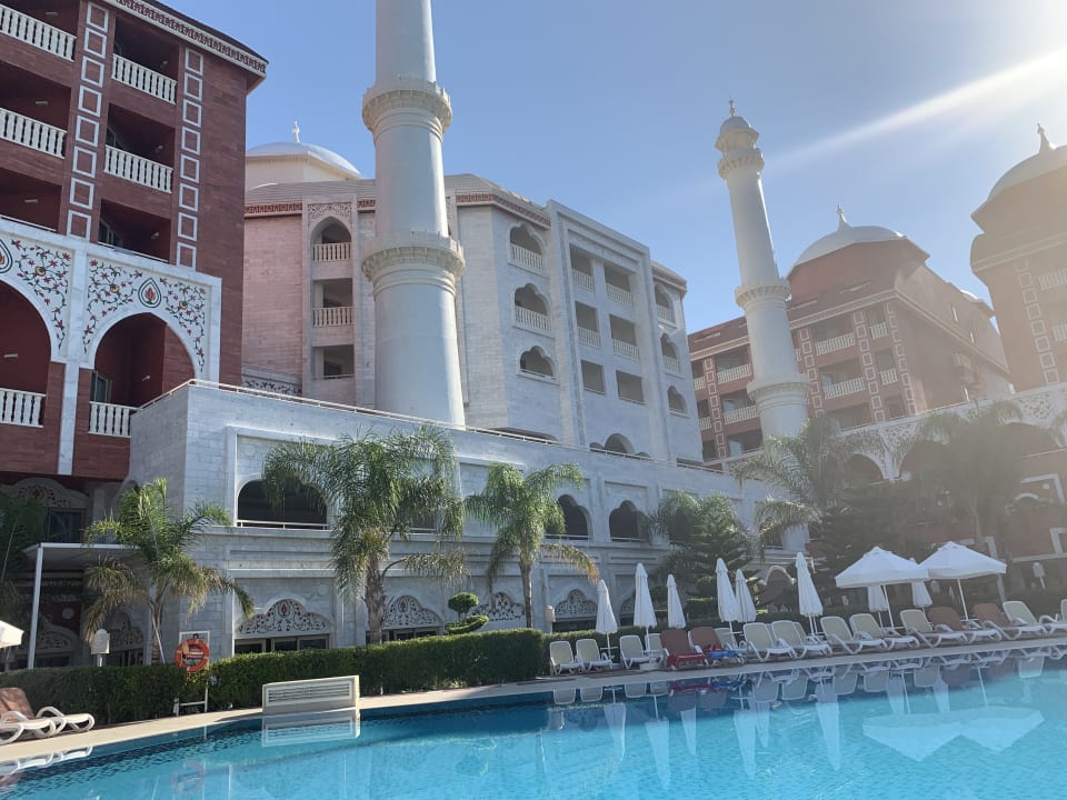 Pool Royal Taj Mahal Hotel