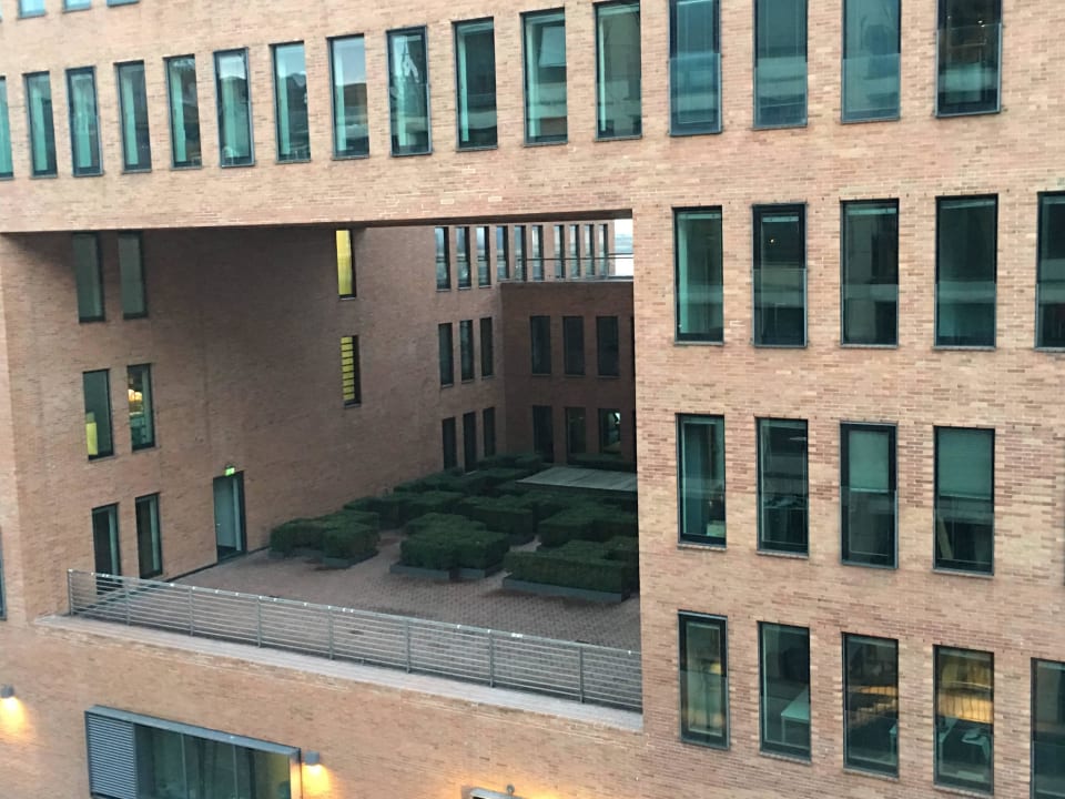 Ausblick aus dem Fenster Clipper Boardinghouse Hamburg-Holzhafen