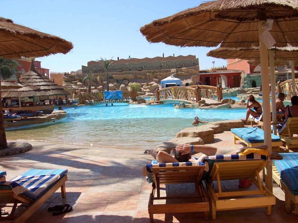 Hauptpool Pickalbatros Alf Leila Wa Leila Resort - Neverland Hurghada