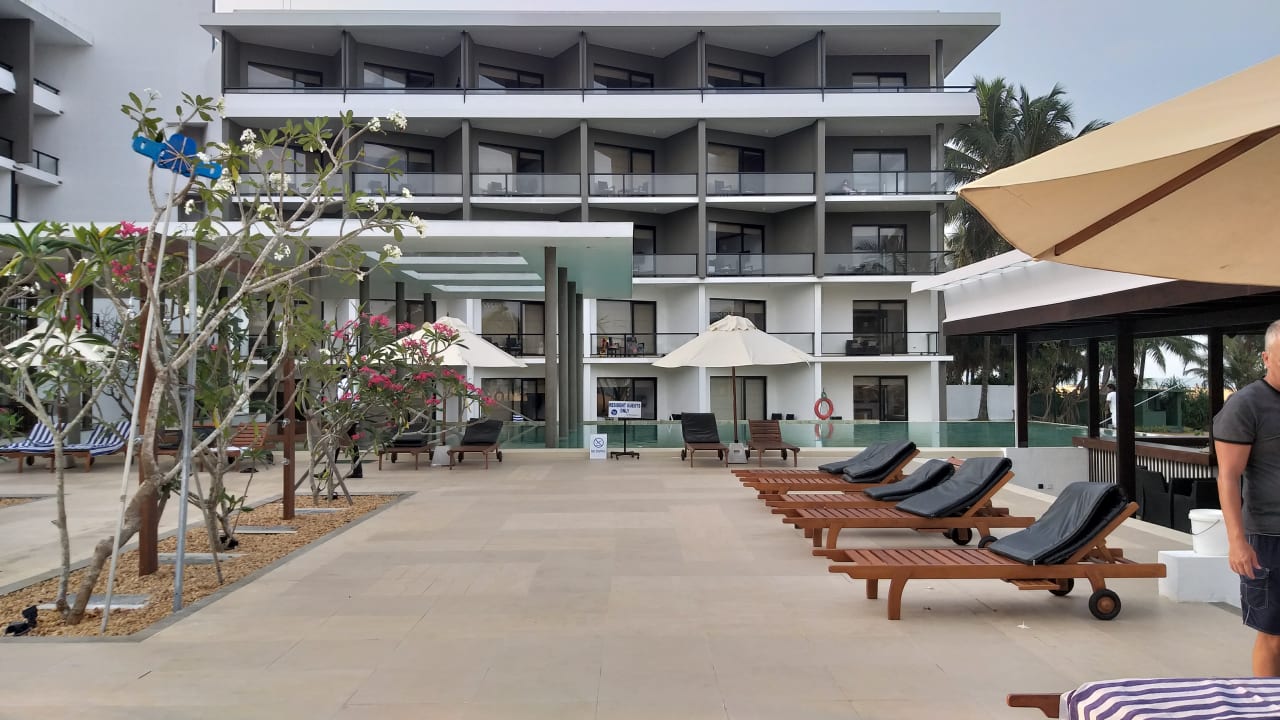 Pool Goldi Sands Hotel