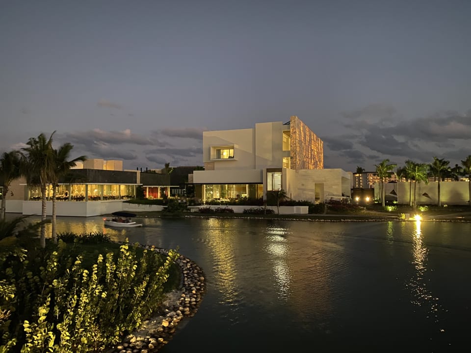 Außenansicht TRS Coral Hotel - Adults Only