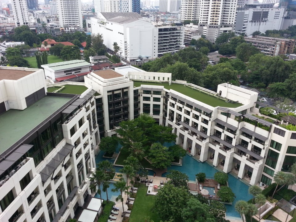 Unser Ausbilck auf den Pool Siam Kempinski Hotel Bangkok