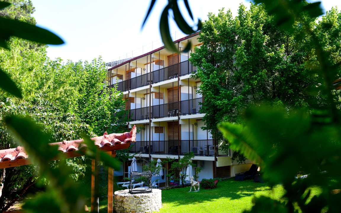 Außenansicht Hotel Alkyon