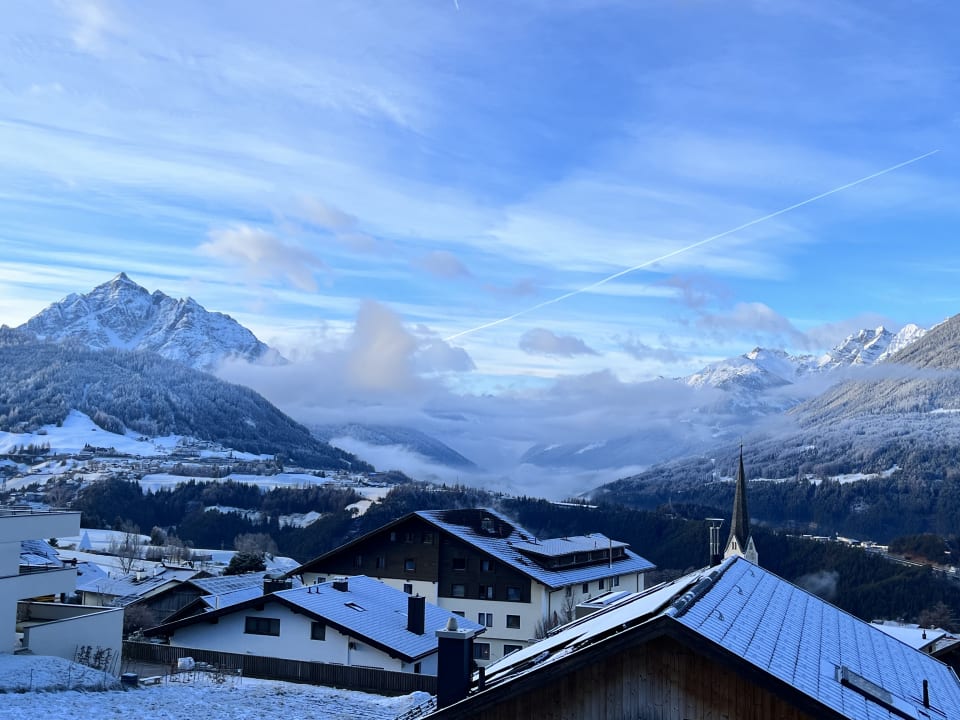 Ausblick Hotel Tiroler Alpenhof