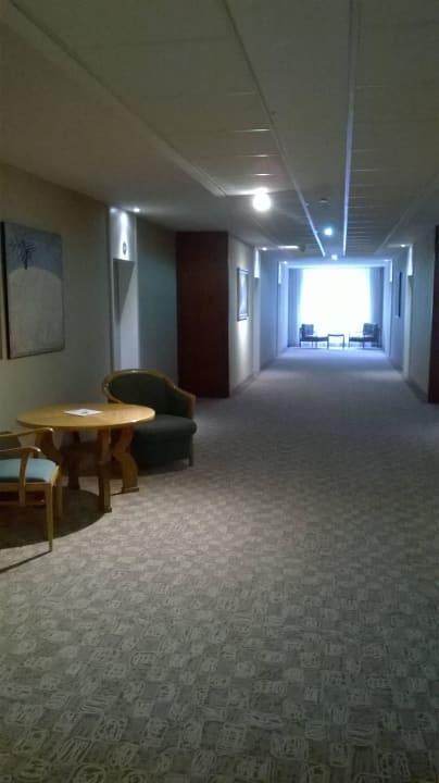 Gang, 2. Stock At the Park Hotel