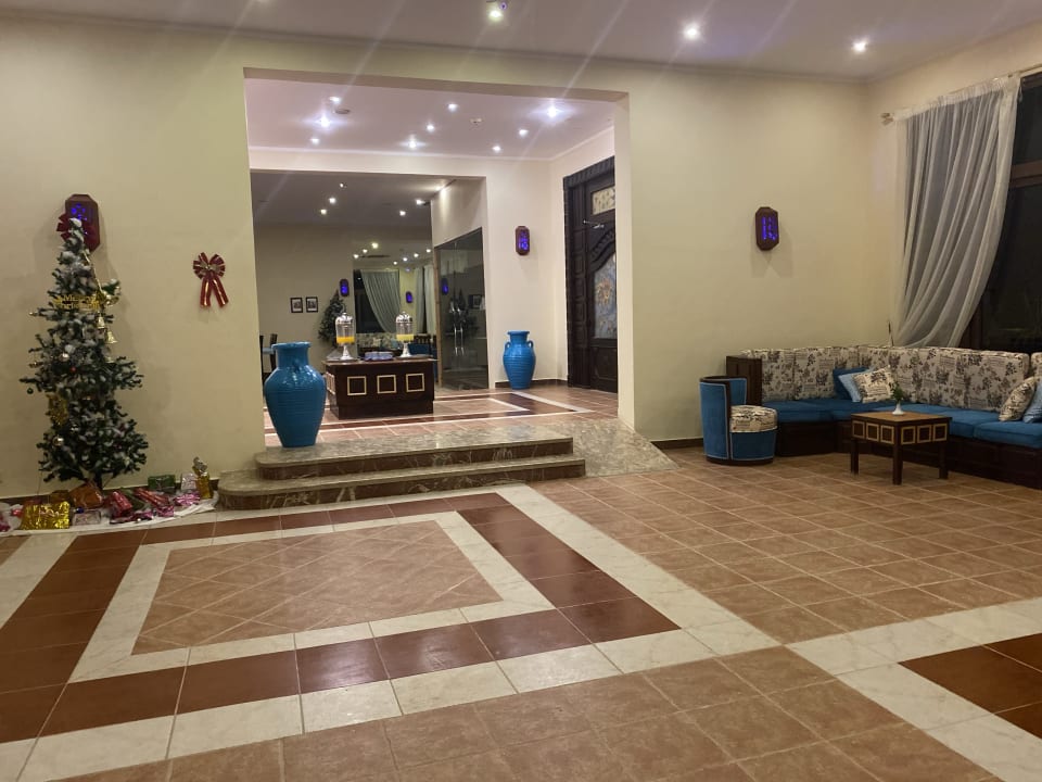 Lobby Laguna Beach Marsa Resort