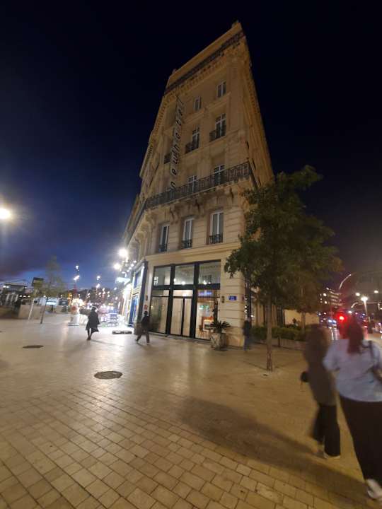 Außenansicht New Hotel Vieux Port