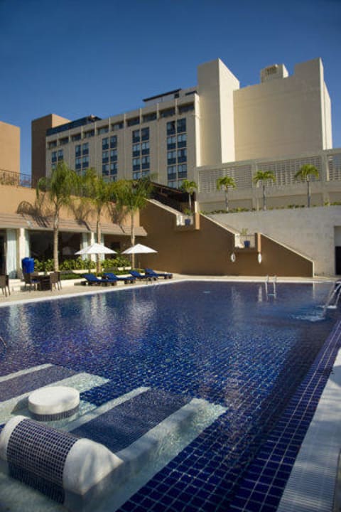 Swimming pool Barceló Hotel Santo Domingo