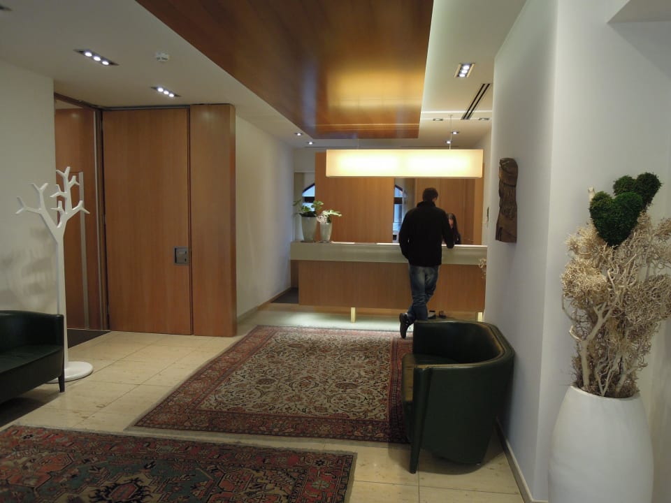 Rezeption Hotel Maximilian Stadthaus Penz