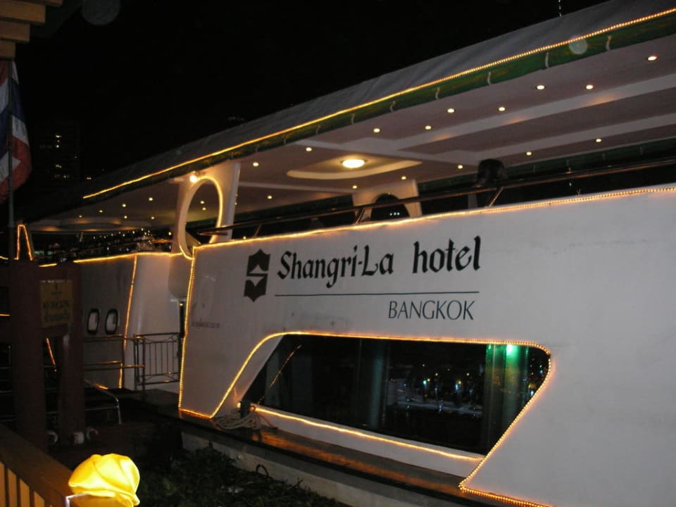 Riverrestaurant Schiff Shangri-La Hotel, Bangkok