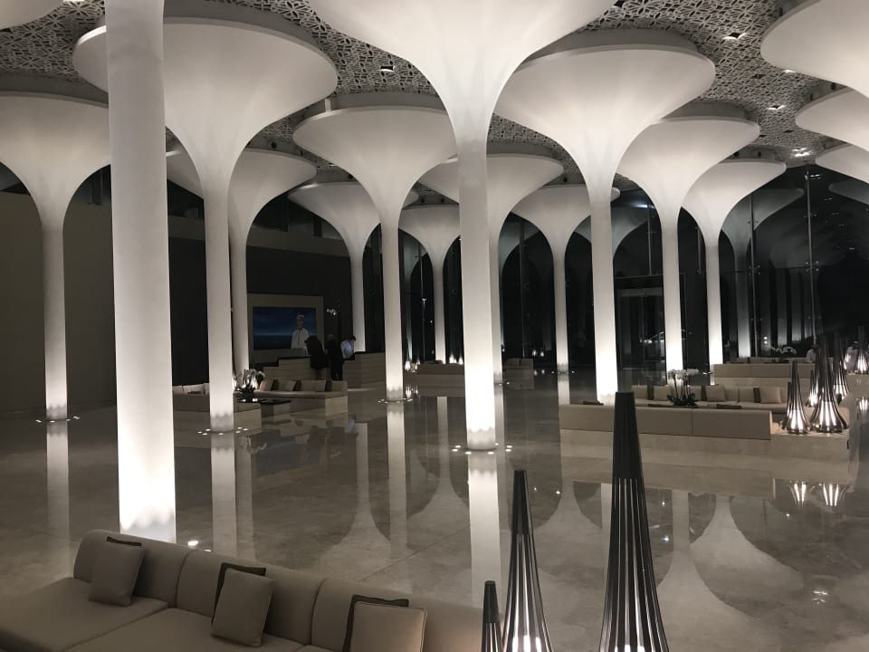Lobby Kempinski Hotel Muscat