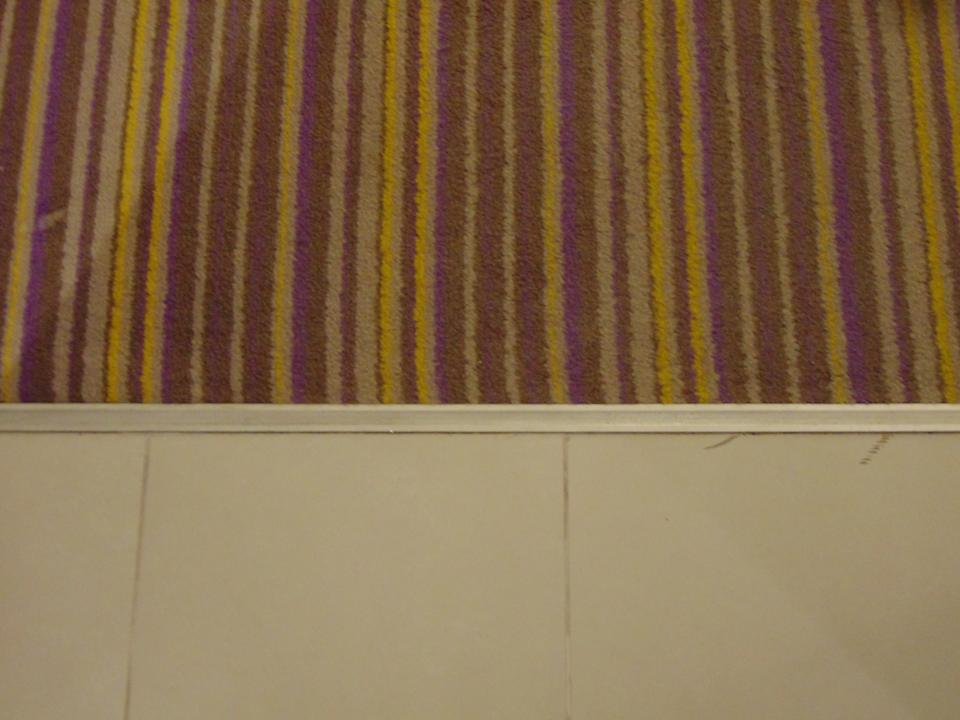 Zimmer Hampton By Hilton Dubai Airport