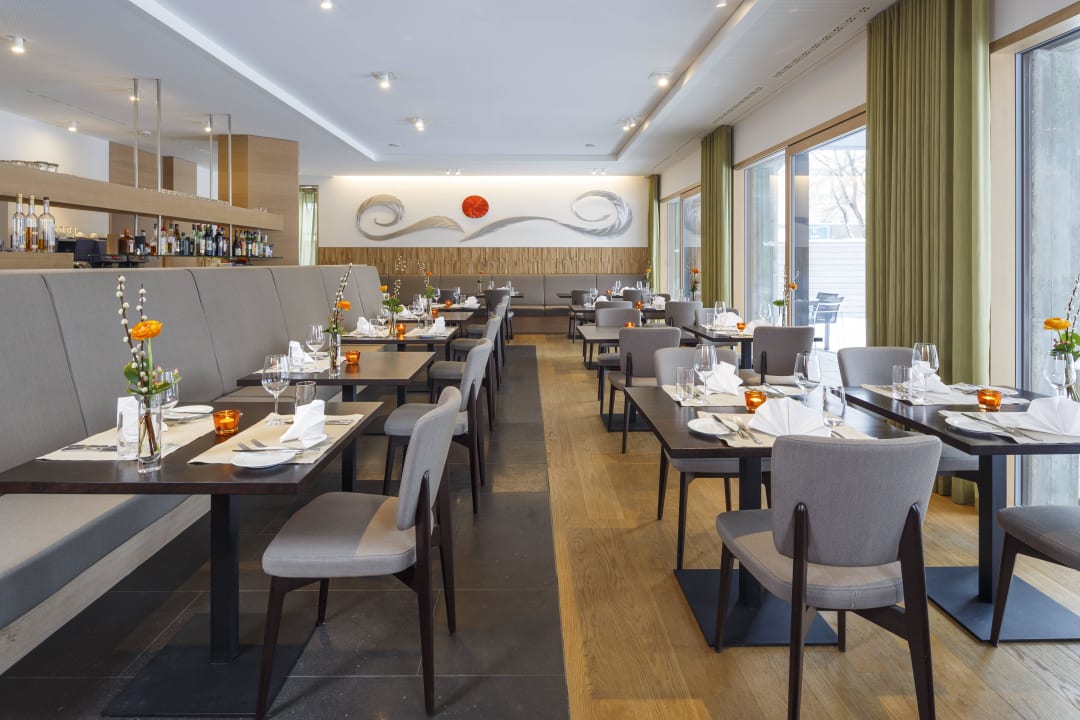 Restaurant NewStar Swiss Quality Hotel