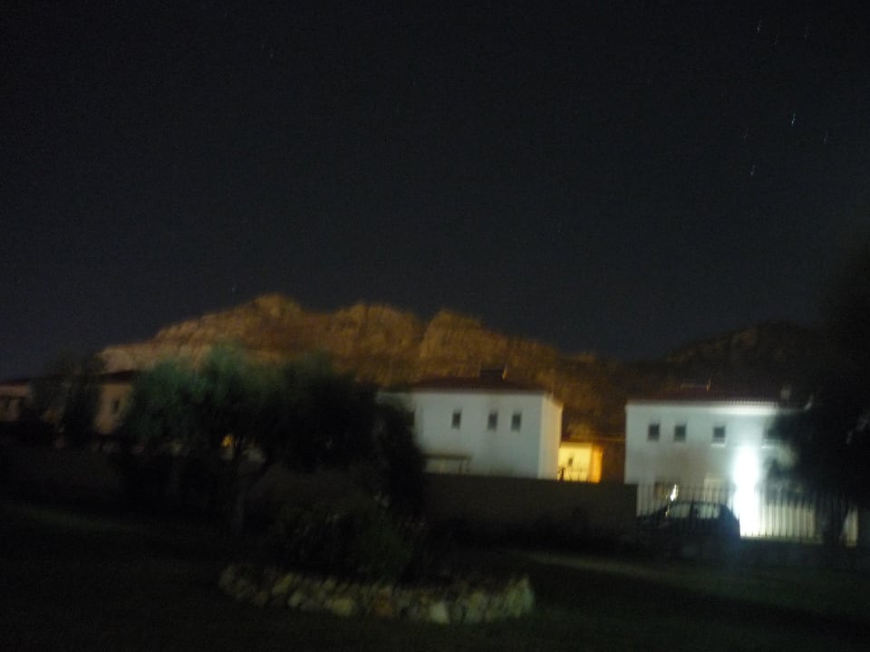 Večerní pohled z balkonu Marianna Palace Hotel