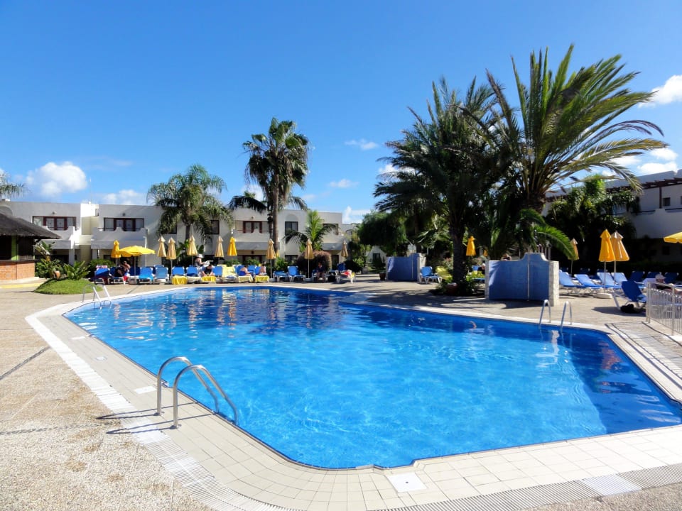 Überblick über die 7 Pools der Anlage Alua Suites Fuerteventura