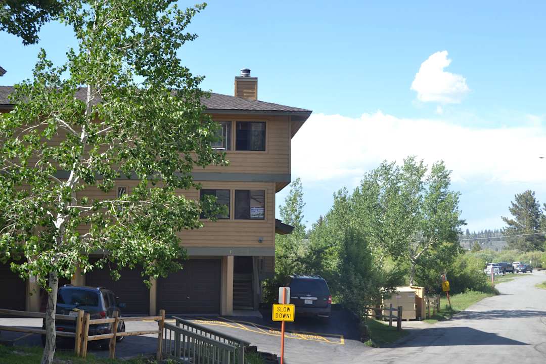 Eingangsbereich Edgewater #1 by Rainbow Ridge