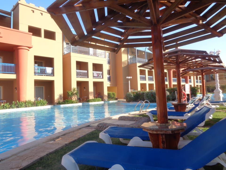 Pool Hotel Titanic Palace