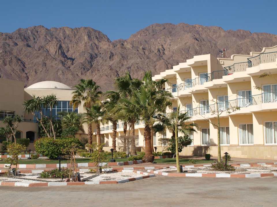 Widok od plaży La Playa Beach Resort Taba
