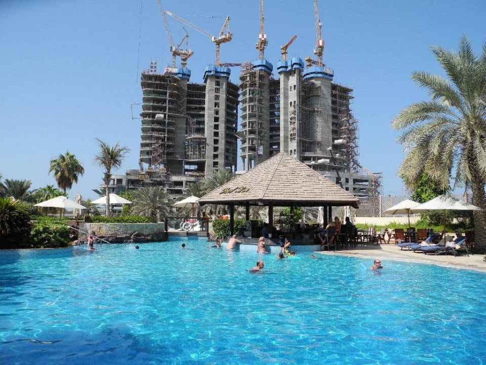 Pool Sheraton Hotel & Resort Abu Dhabi