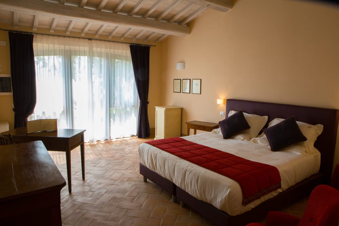 Zimmer Le Buche Wine Resort & Spa