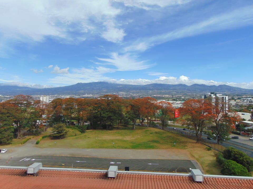 Ausblick Hotel Crowne Plaza San Jose Corobici