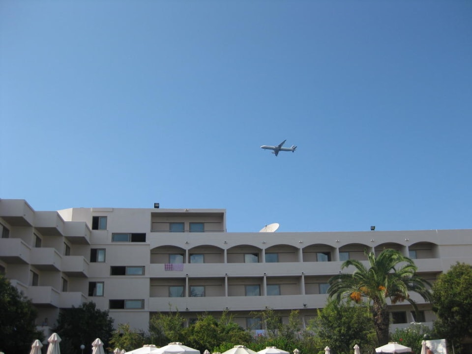 Budynek główny Ialyssos Bay