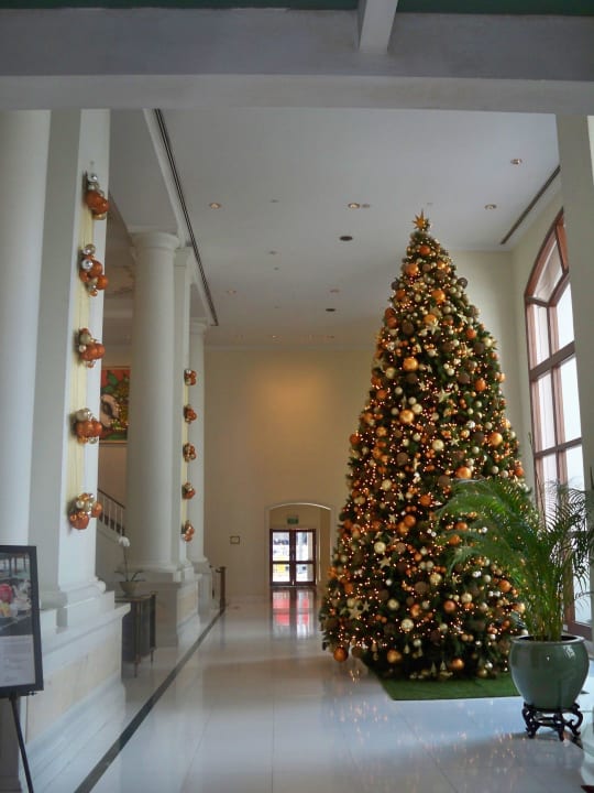 Wunderschöne Weihn. Dekoration  InterContinental Singapore