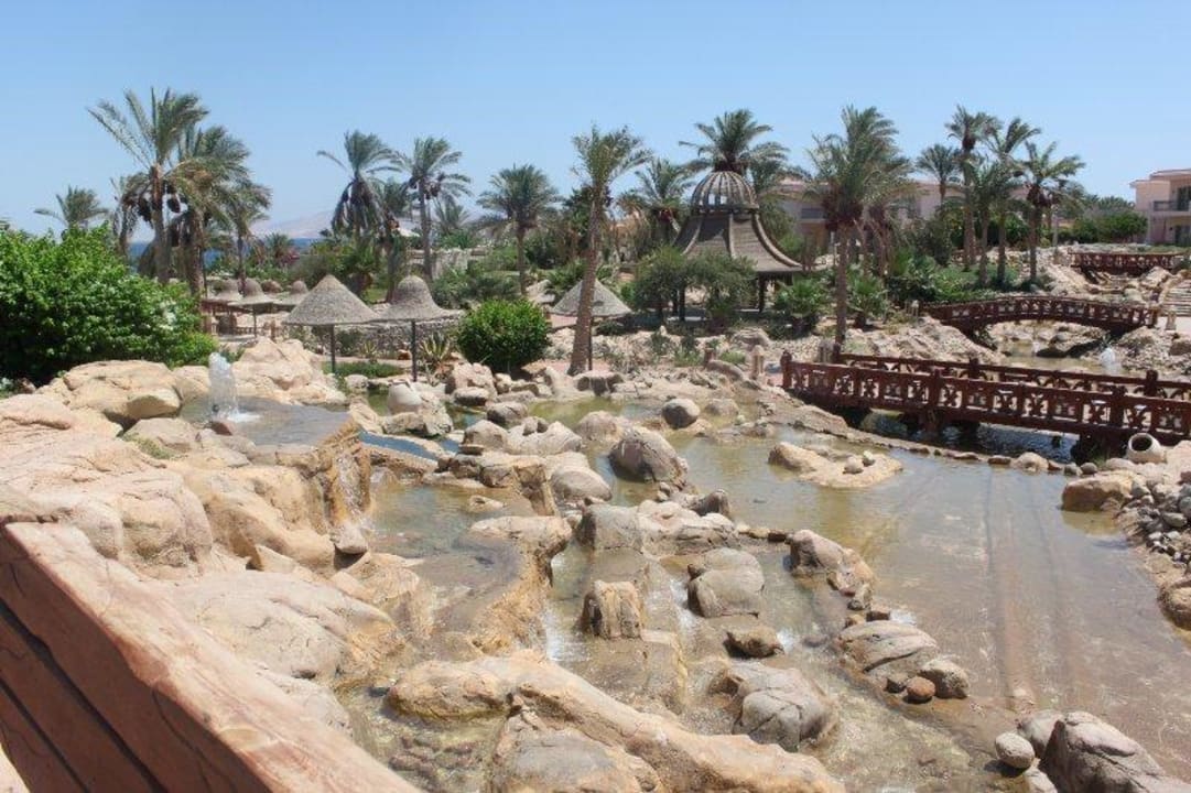 Ogrod Parrotel Beach Resort